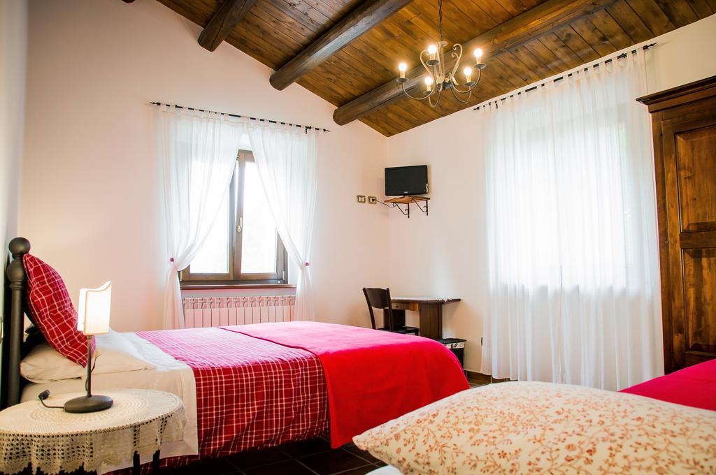 Bed and Breakfast La Finestra Sul Conero Кастельфидардо Номер фото